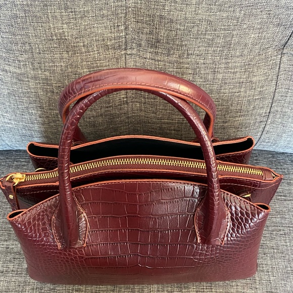 IACUCCI LEATHER HANDBAG - Picture 3 of 8